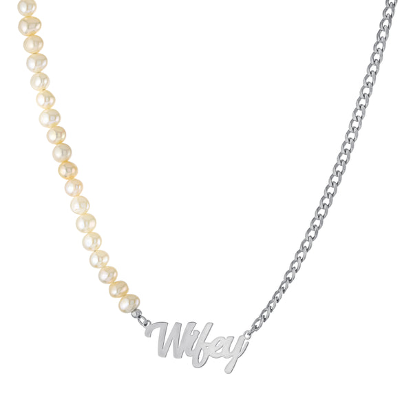 Pearl Necklace with Name - A Fusion of Elegance and Personalization